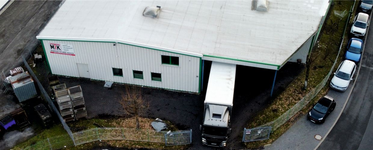 Eigene Halle und LKW